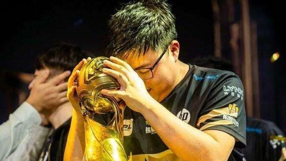 Ming状态火爆冲上热搜(微信状态可看访客记录冲上热搜) Ming状态火爆冲上热搜(微信状态可看访客记录冲上热搜)